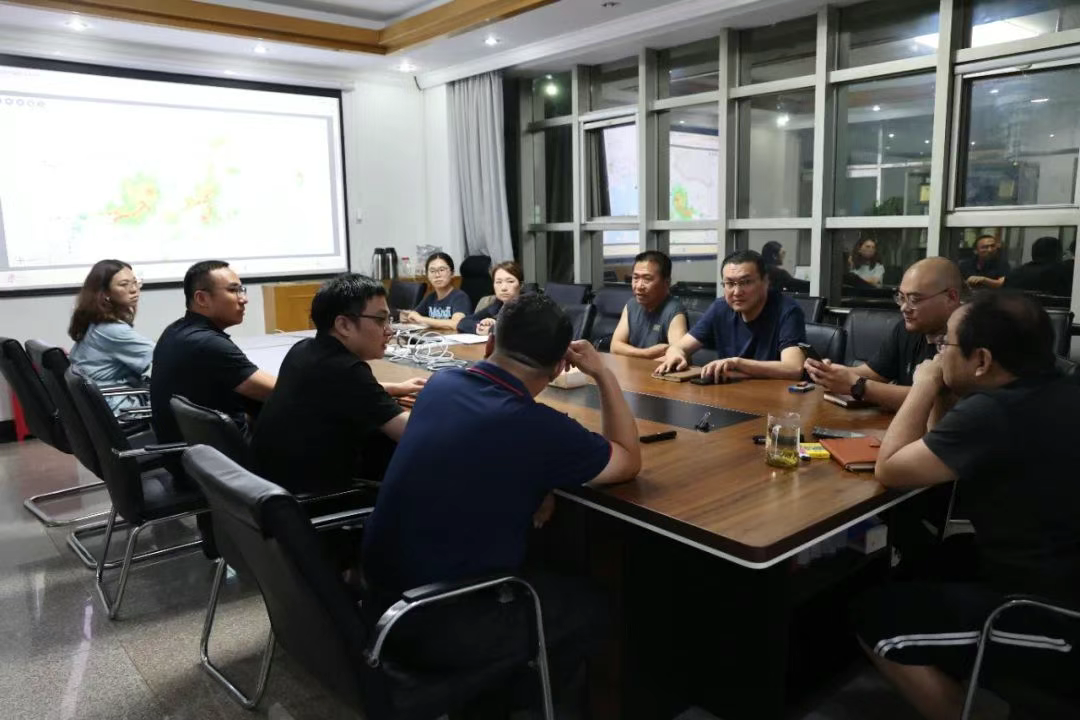昌水公司防汛抢险队雨夜出征，筑牢防汛安全防线